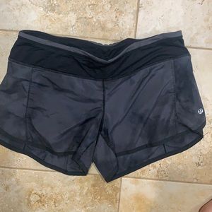 Lululemon gray shorts